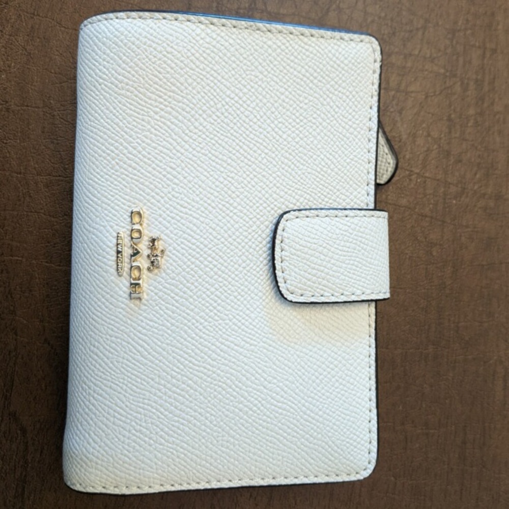 Coach White Wallet and Billholder